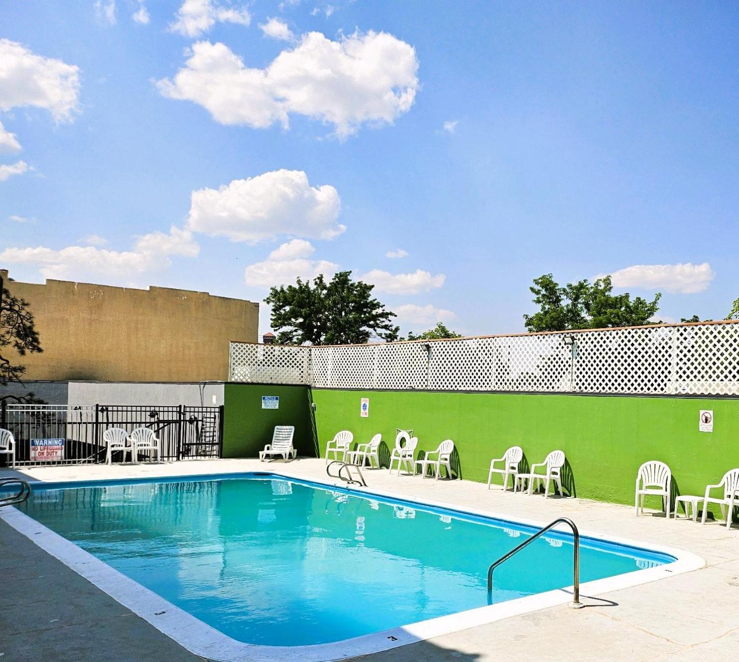 Baymont By Wyndham Great Falls City Center מראה חיצוני תמונה